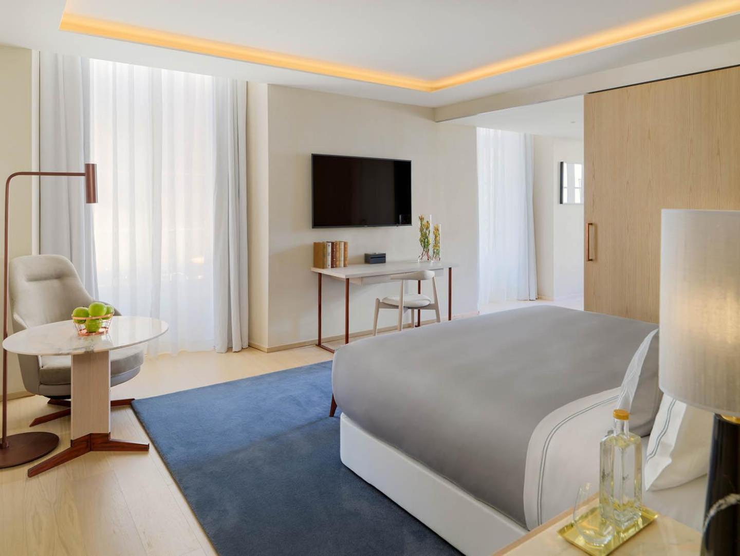 Hotel The One Palacio Da Anunciada 5*