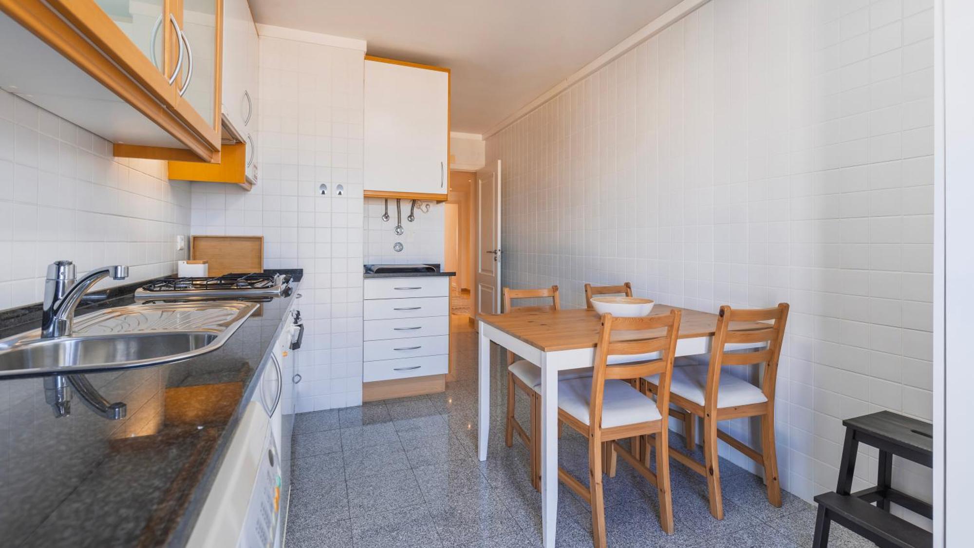 Stylish With Parking By Lovelystay Apartment Lisbon