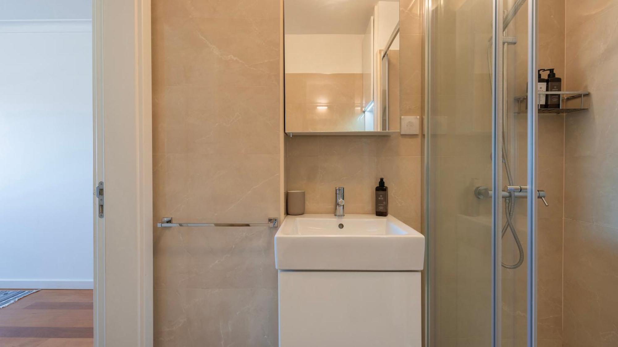 Stylish With Parking By Lovelystay Apartment Lisbon