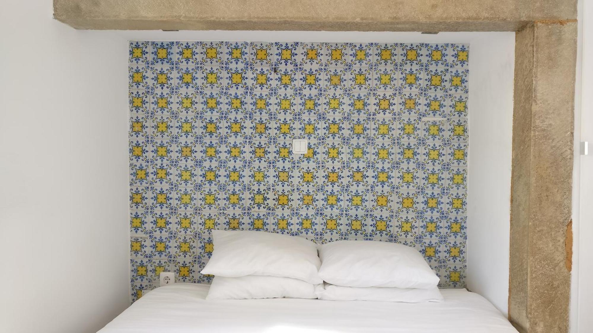 Alfama 2 - Attic With View *