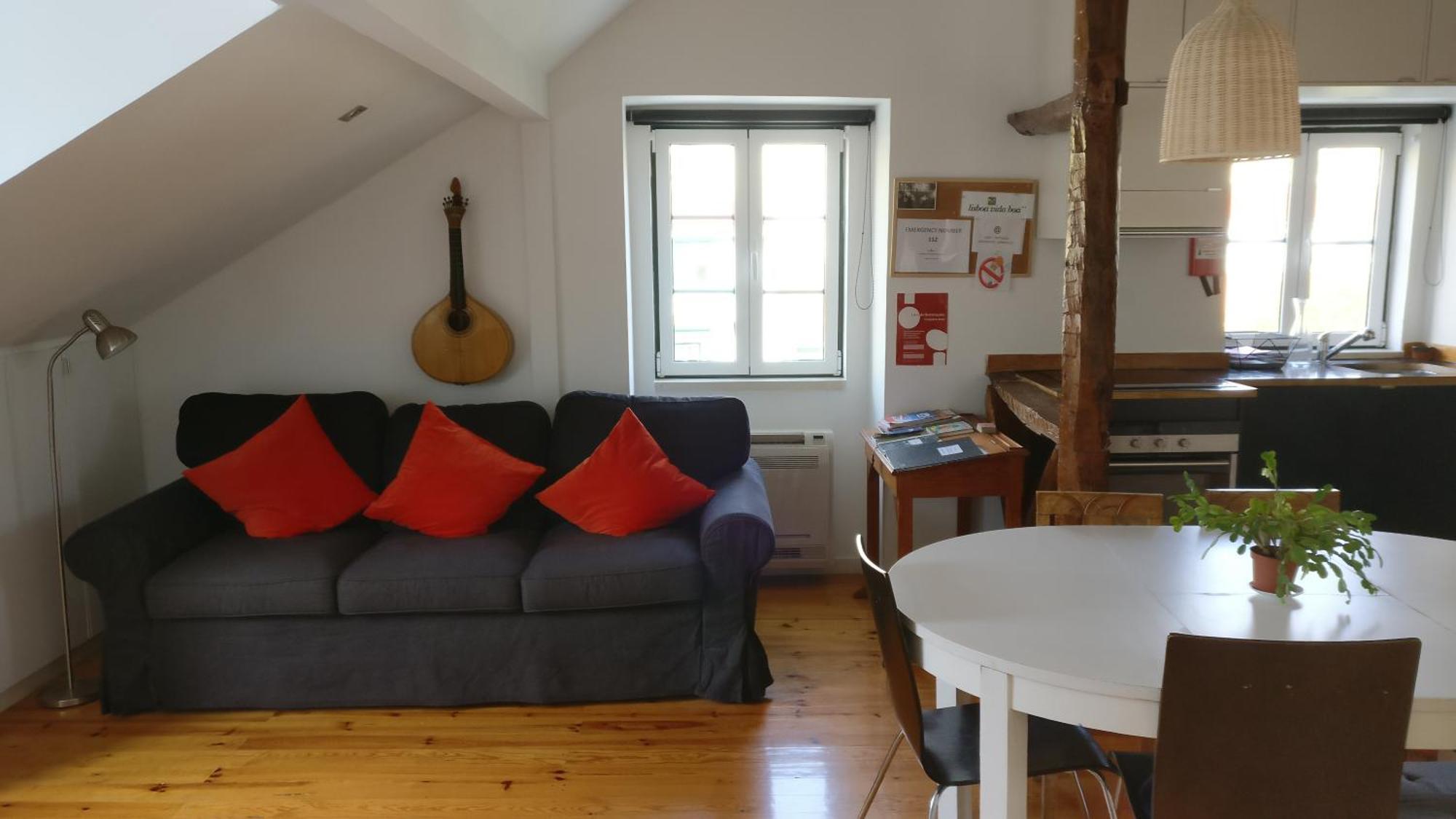 Alfama 2 - Attic With View