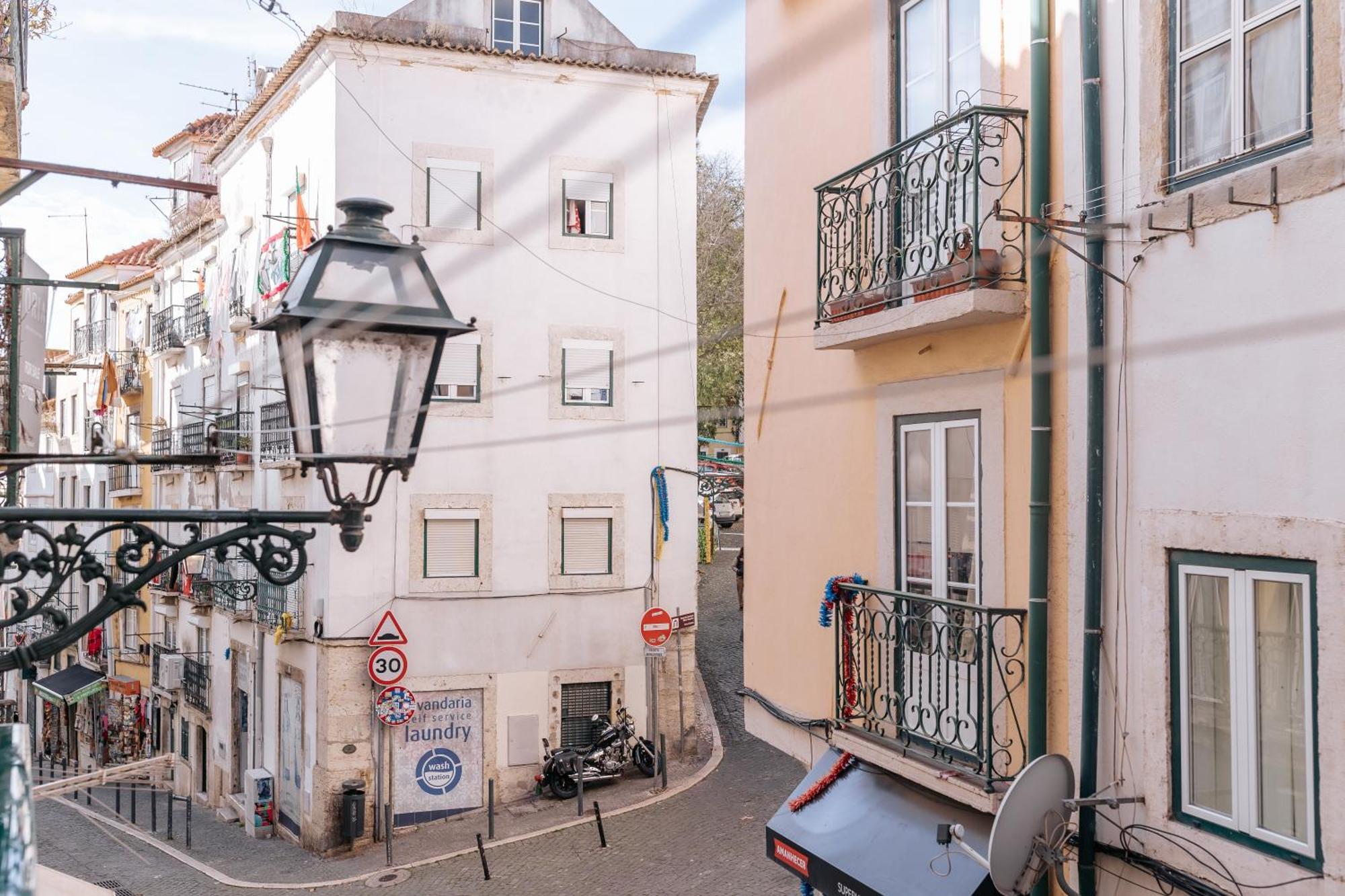 Aquilla's Alfama By Mycelia Apartment Lisbon