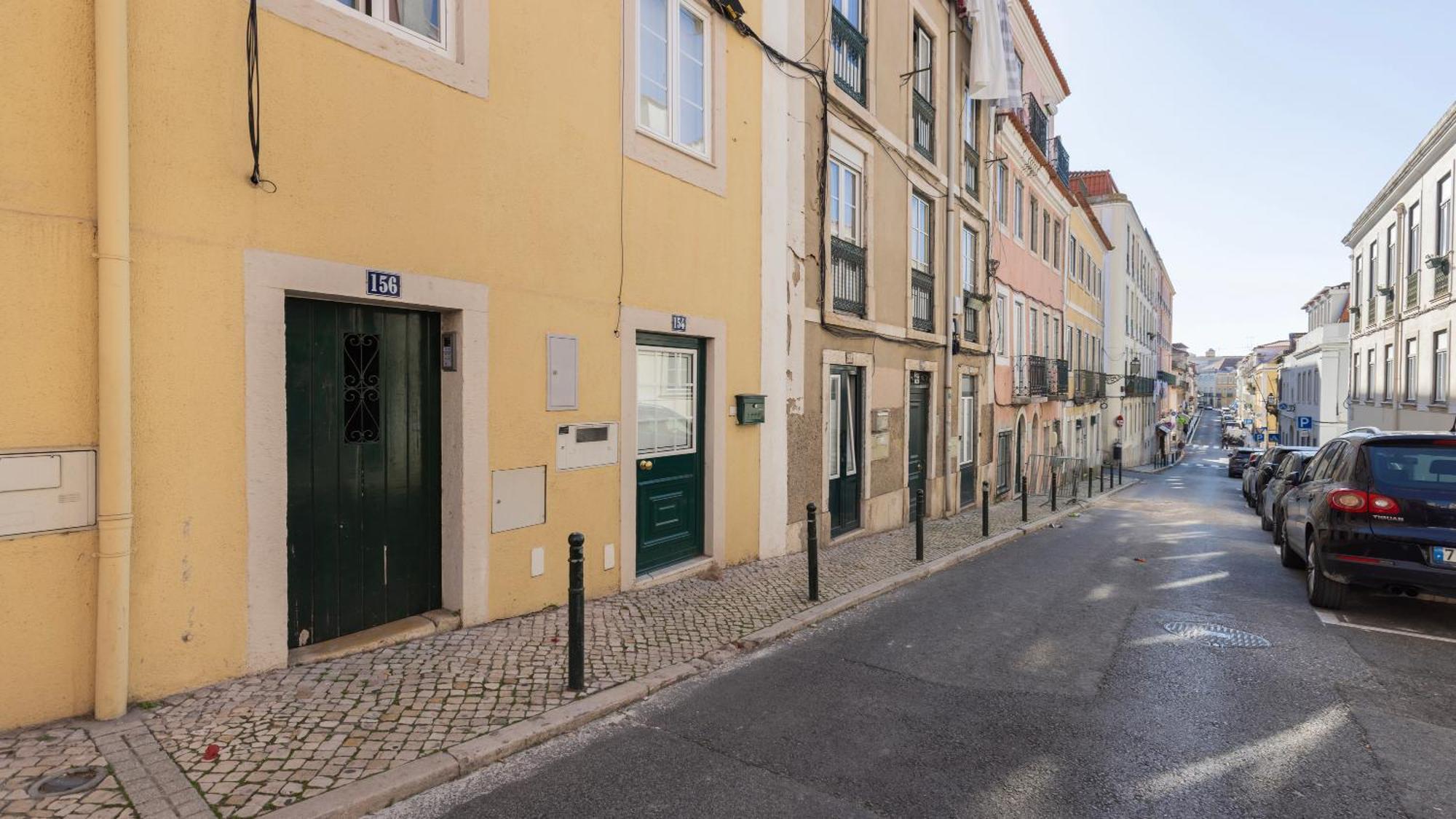 1bdr With Ac And Terrace By Lovelystay Apartment