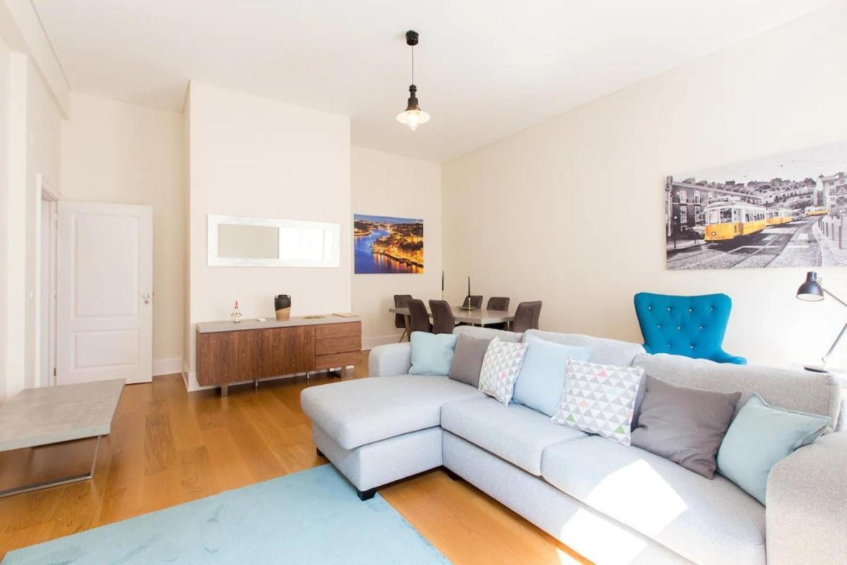 Vibrant Heart Of The 2br Lisbon