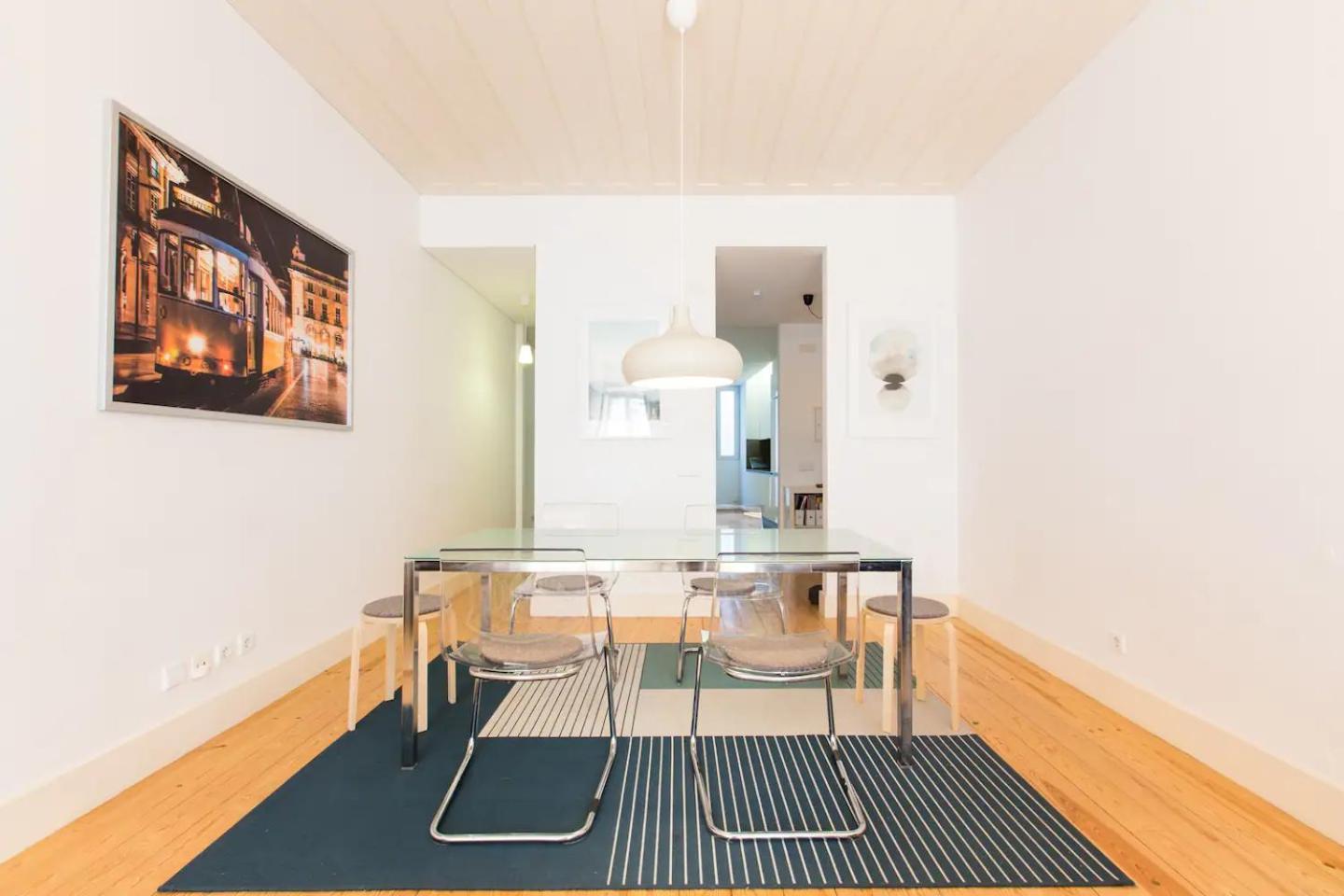 Apartment Place Of Tram 28 *