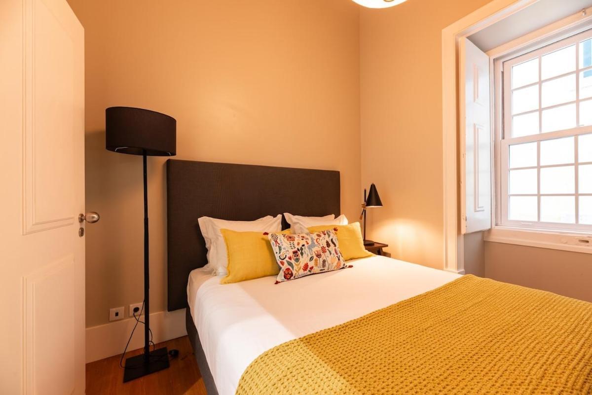 Bica Contemporary Historic 2 Bedroom *