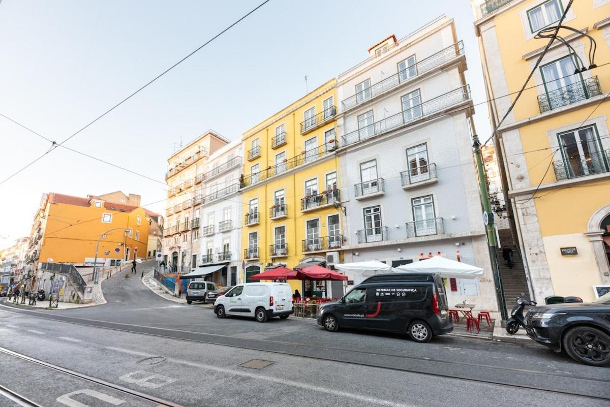 Bica Contemporary Historic 2 Bedroom Apartment