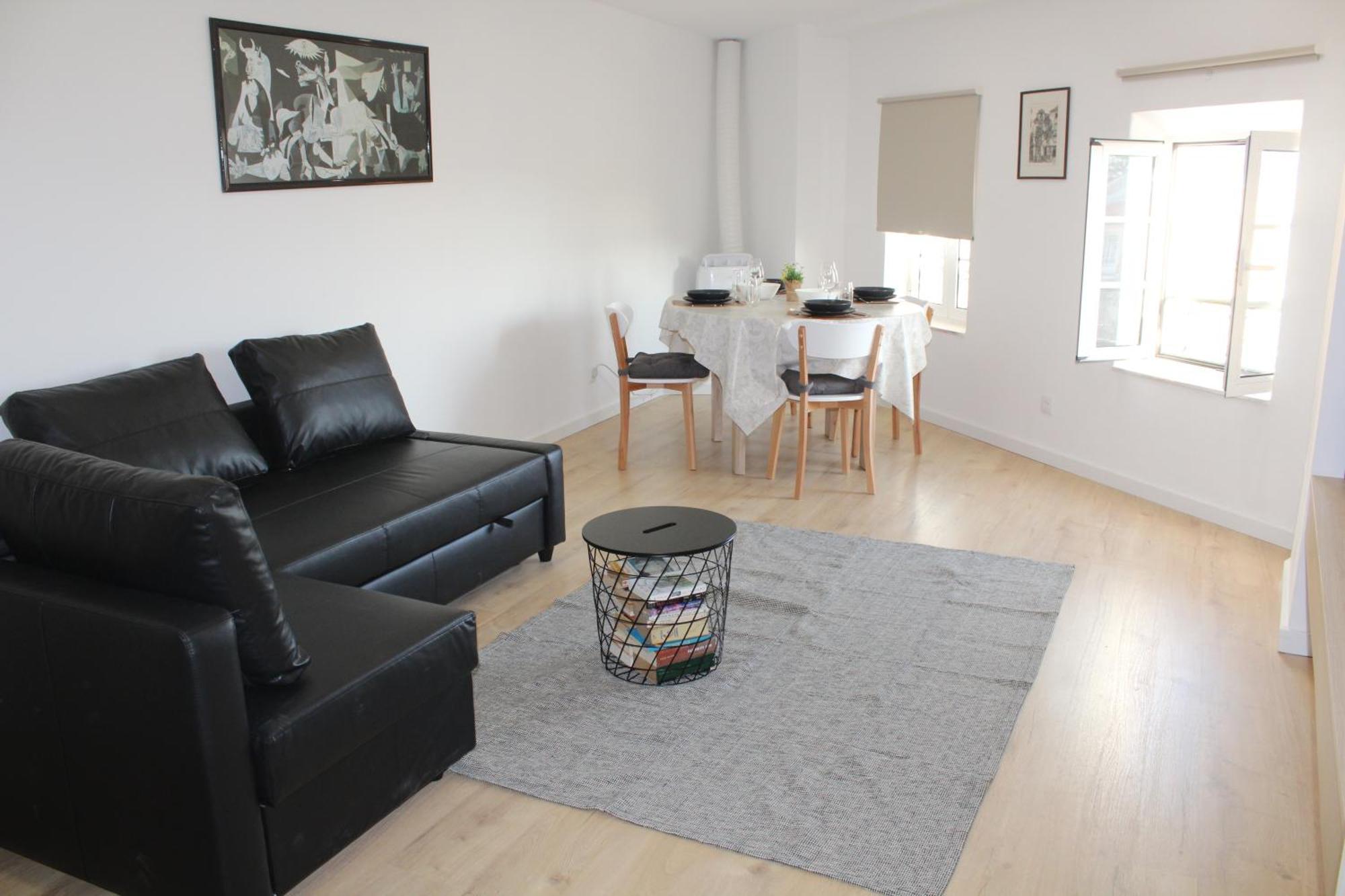 Hugo's Panoramic Duplex * Lisbon