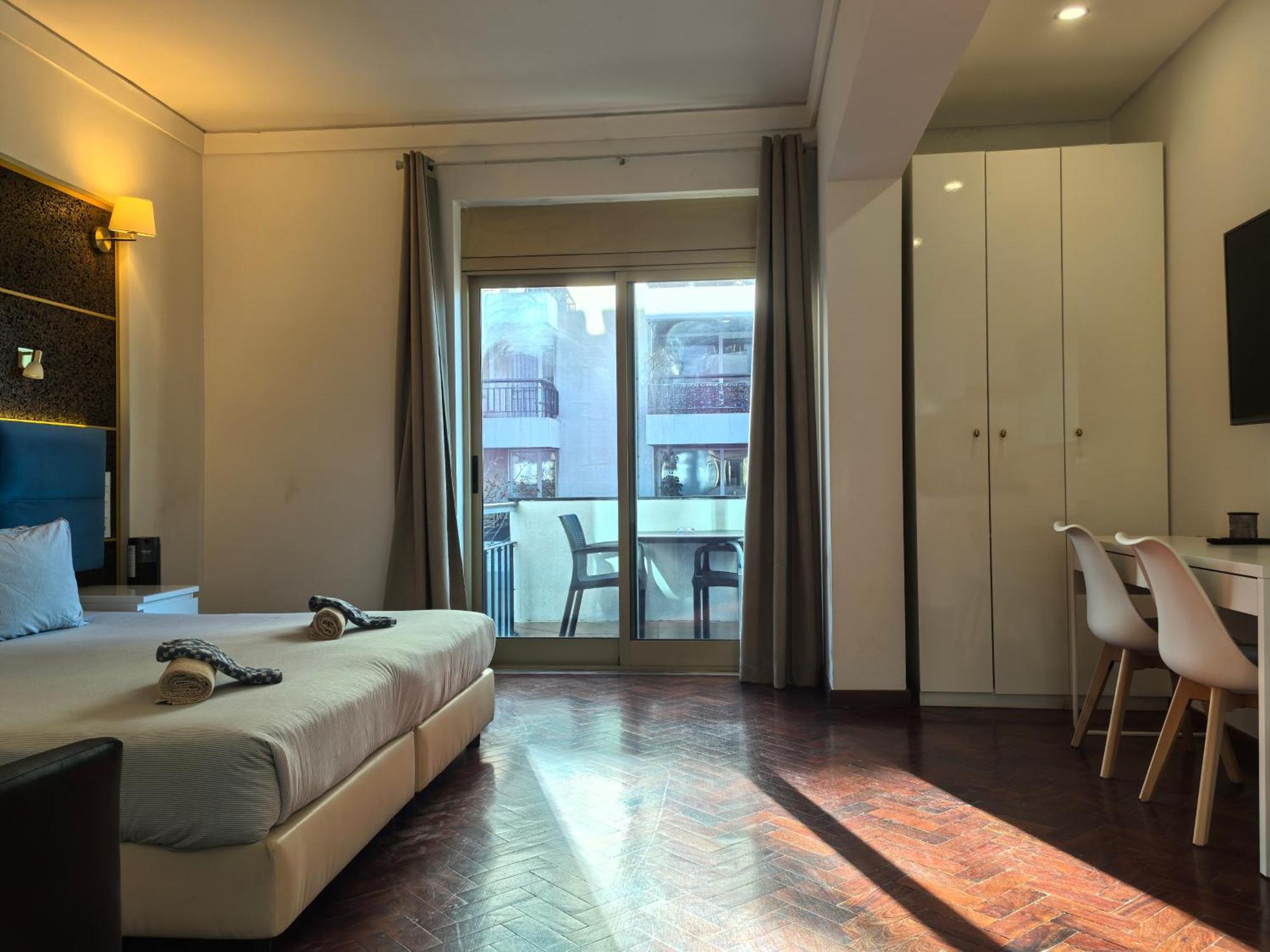 Republica83-lisbonhome * Lisbon