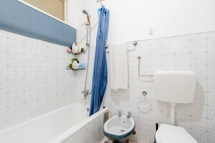 Private Rooms In Shared Apartment - Shared Bathroom And Dog Friendly Lisbon