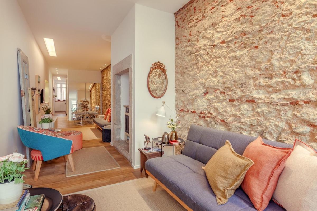 Skylight - Estrela Apartment Lisbon