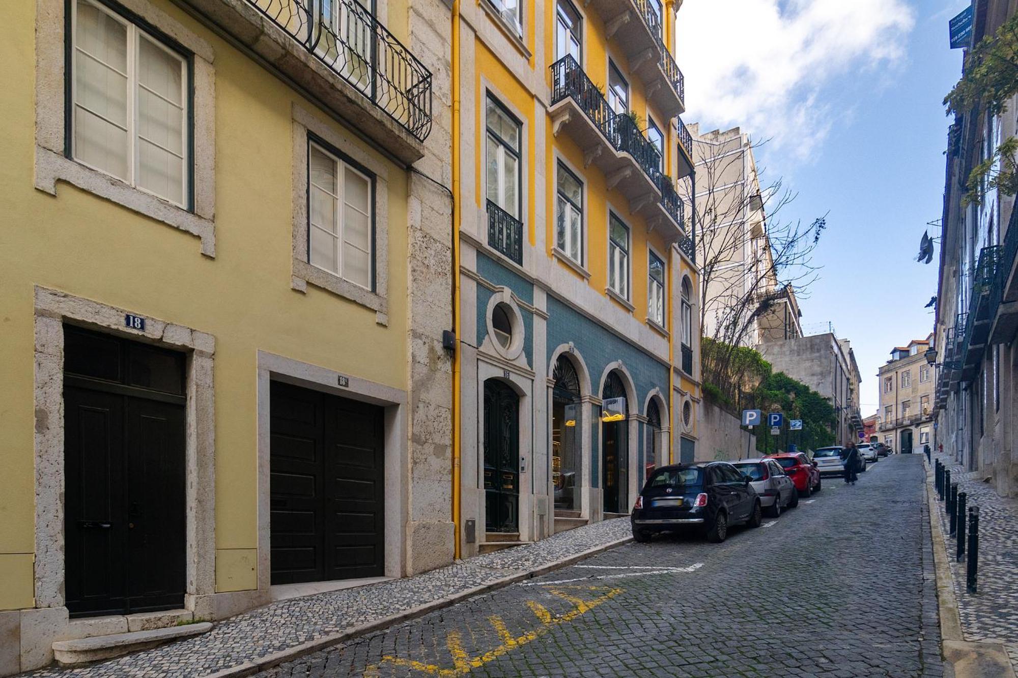 Whome Ultimate Stay! Mid-term Duplex With Terrace Lisbon