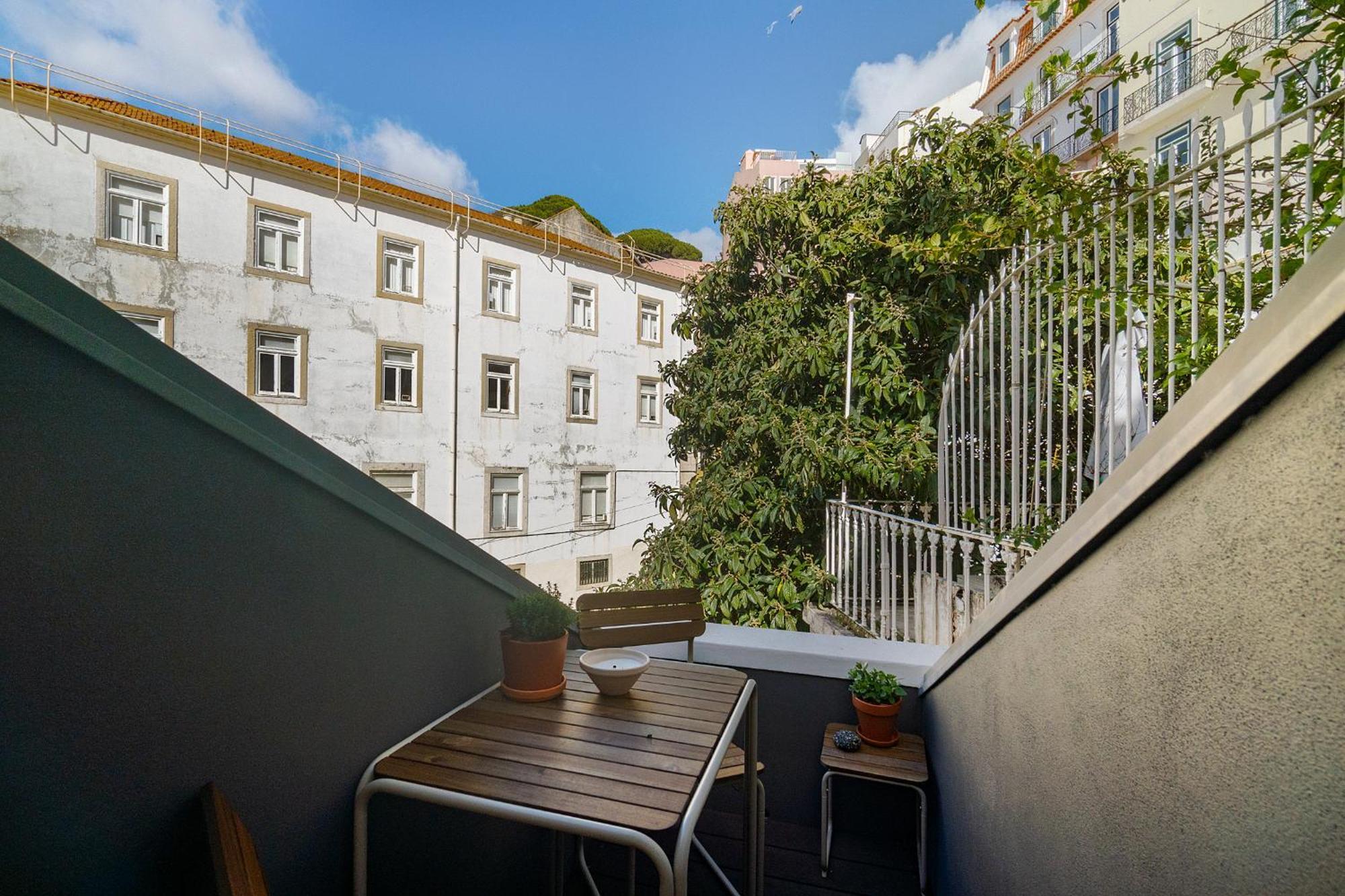 Whome Ultimate Stay! Mid-term Duplex With Terrace Lisbon