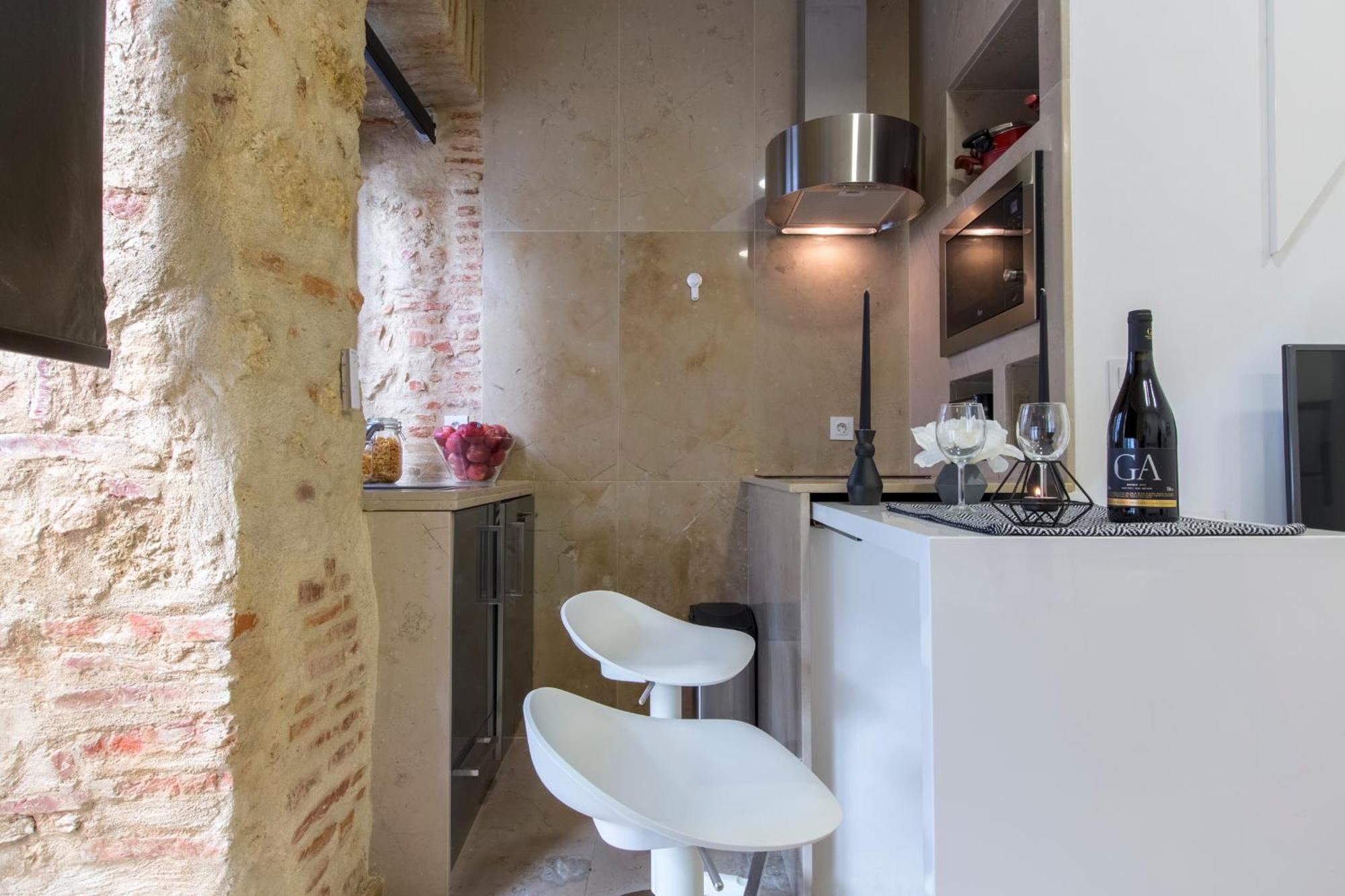 Heart Of Alfama - Historic Tiny House *