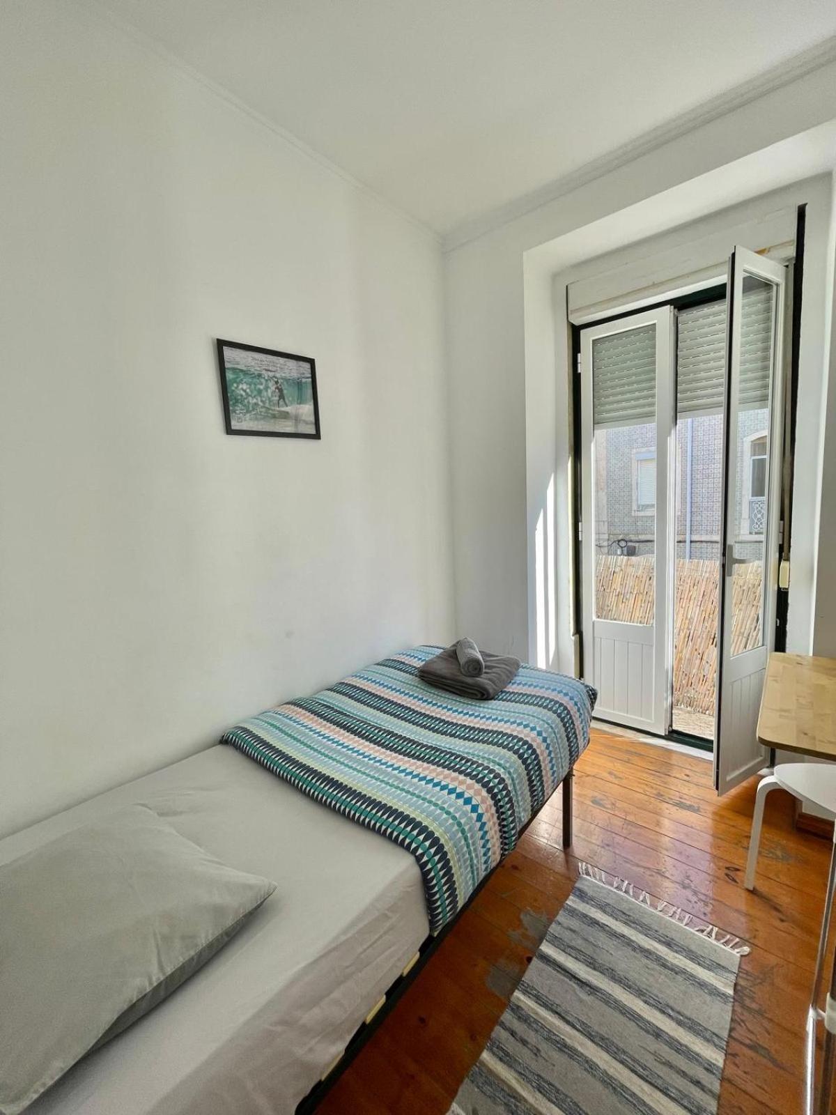 In Palmira Shared For Surf Lovers * Lisbon