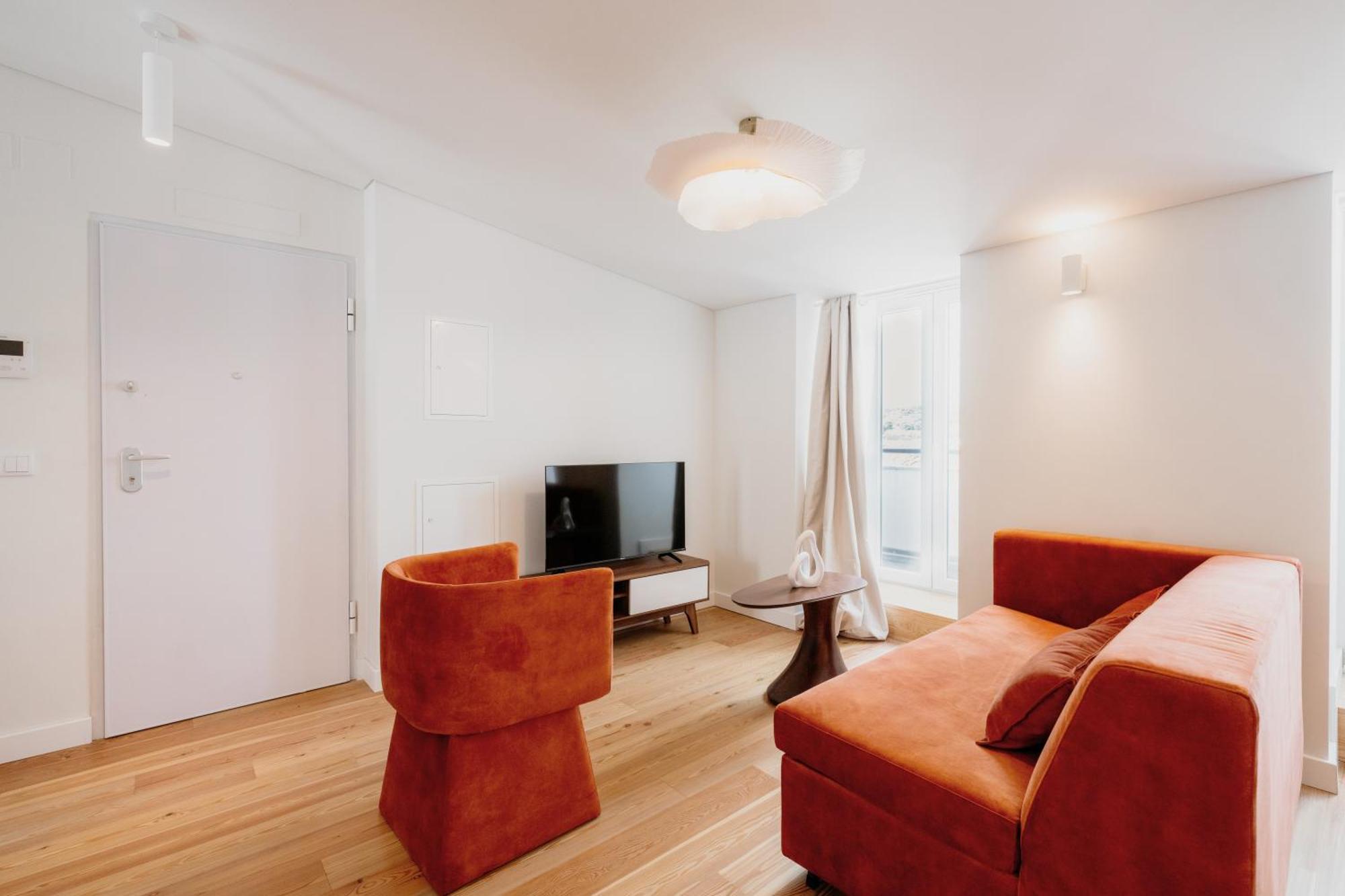 Orange House - Stunning One-bedroom 2e * Lisbon
