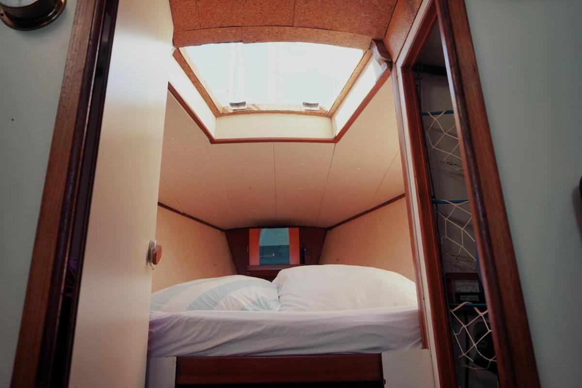 Cozy Marina Sleepaboard - Sail Away Botel