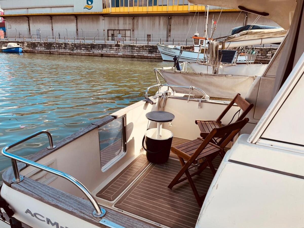 Ero- A Floating Escape In Botel