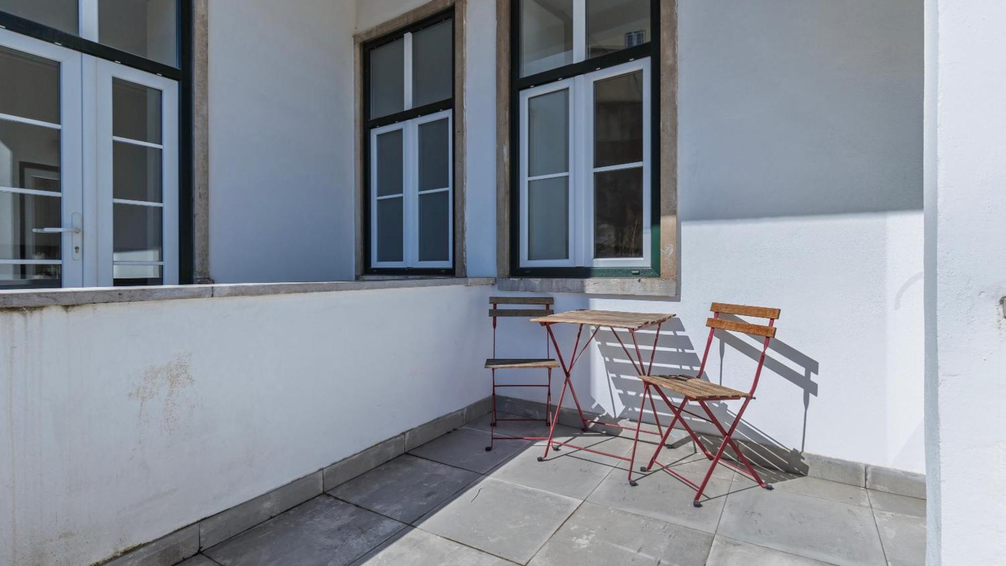 Apartment Carmo 43