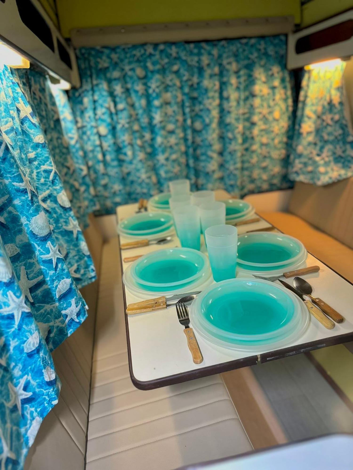 Campervan Sally Luxury tent *