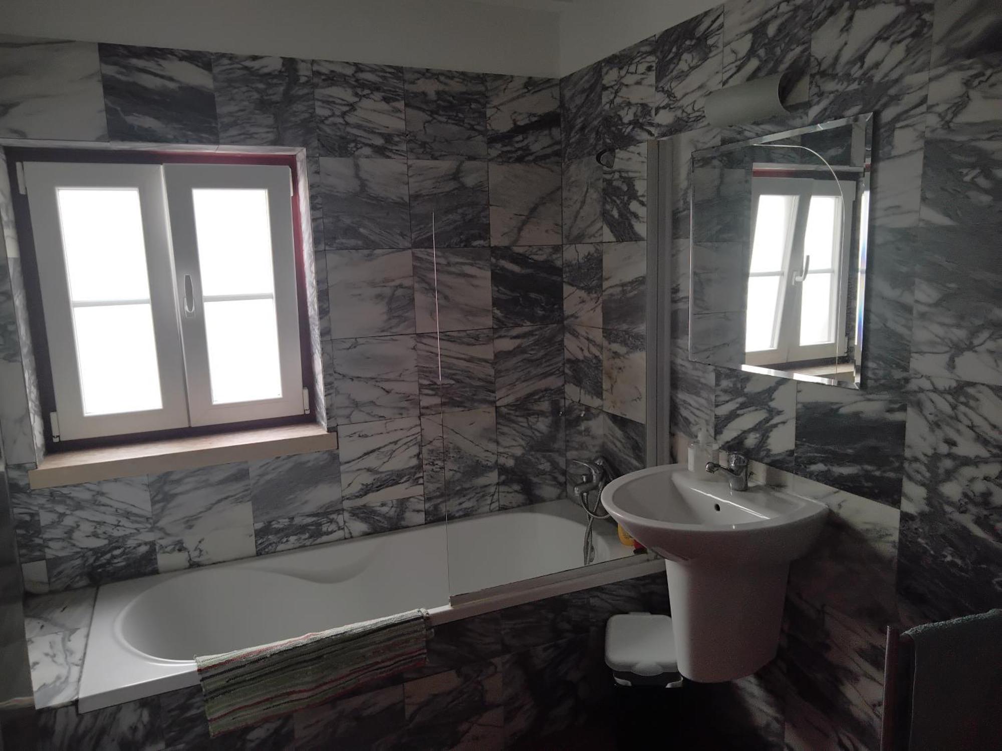 Flat Historical 1 * Lisbon