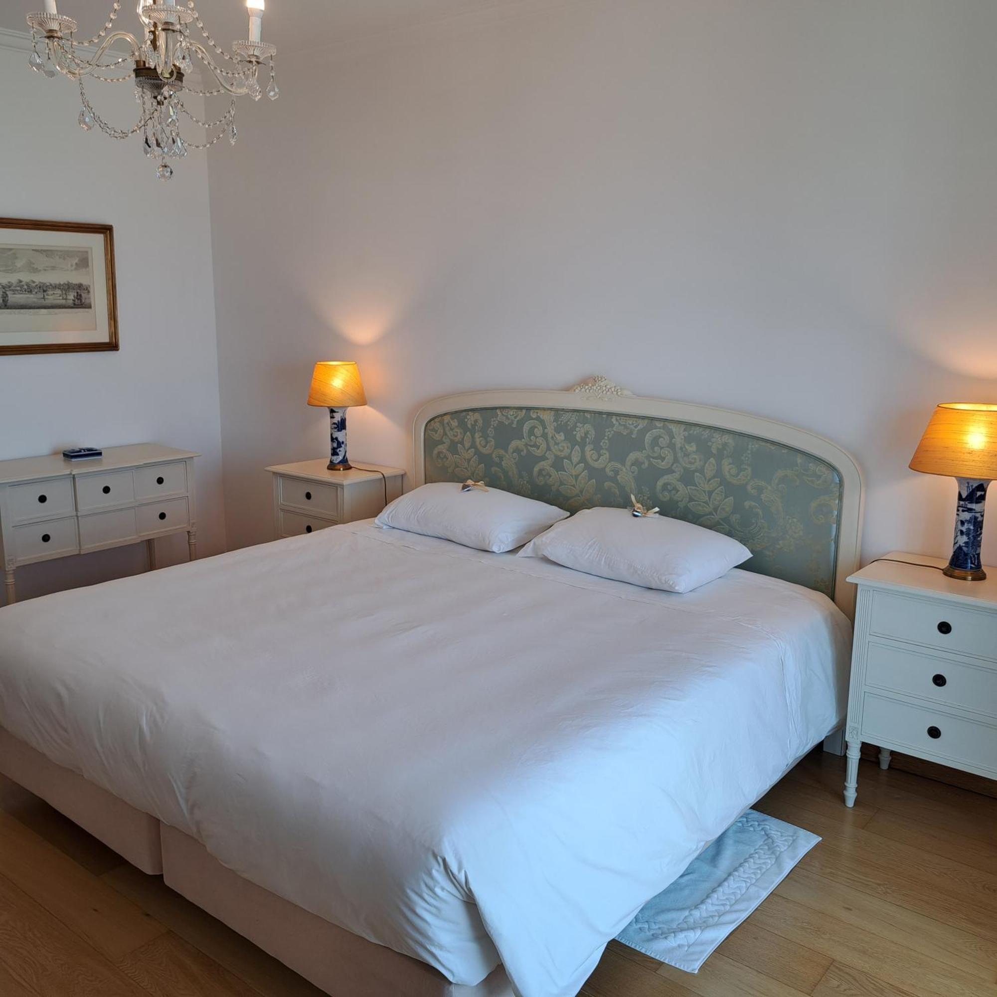Haven In - Exquisite Floor With 7 Meters Balcony To The Largest Riverfront In * Lisbon
