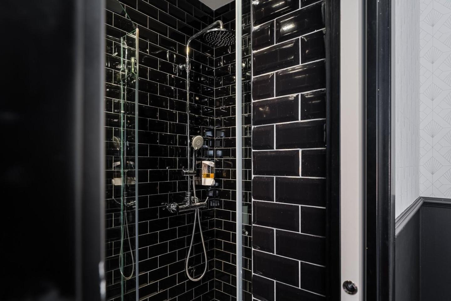 The Twenties By Guestready