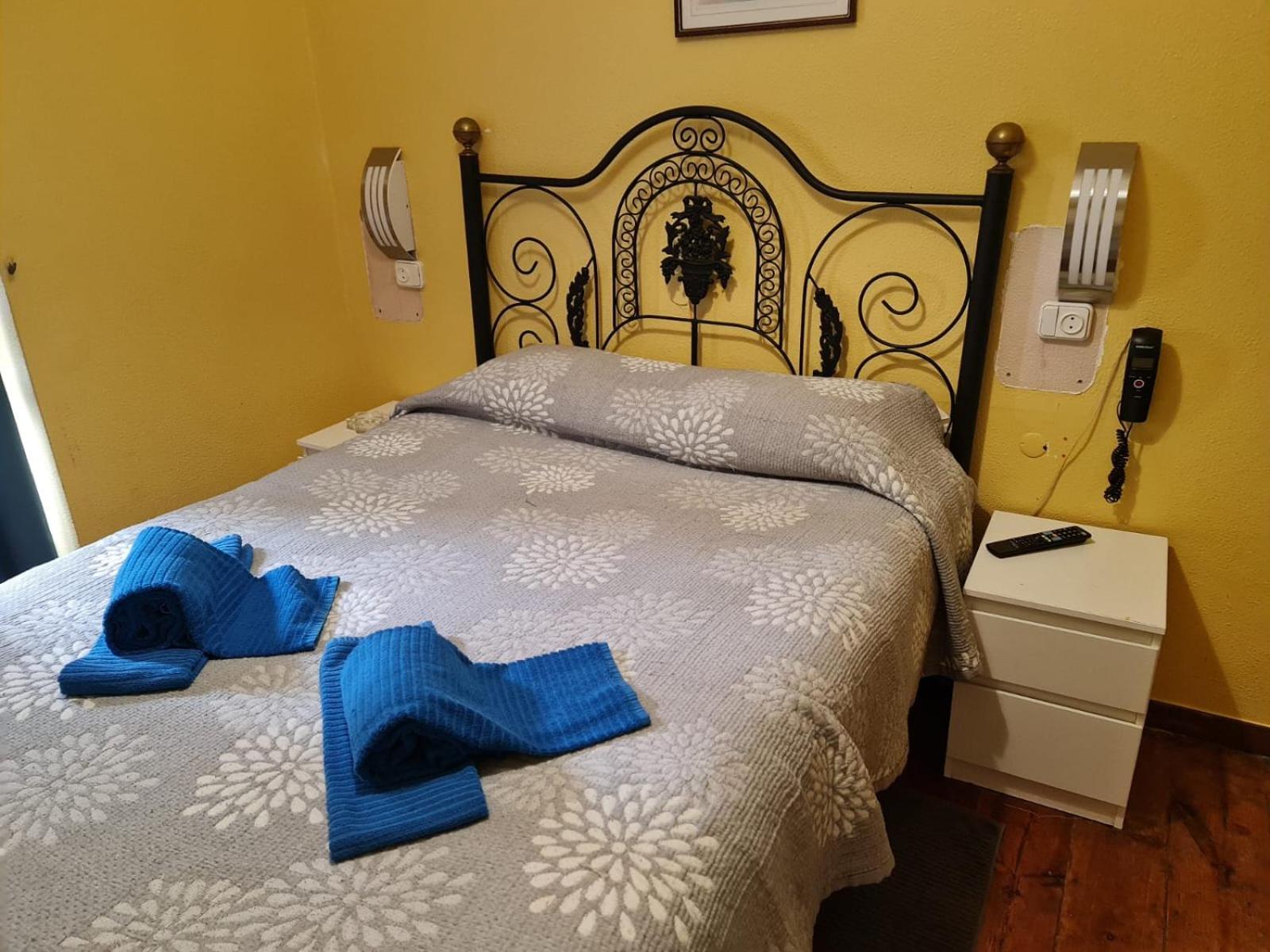 Pensao Residencial Flor Dos Cavaleiros Guest house 2*