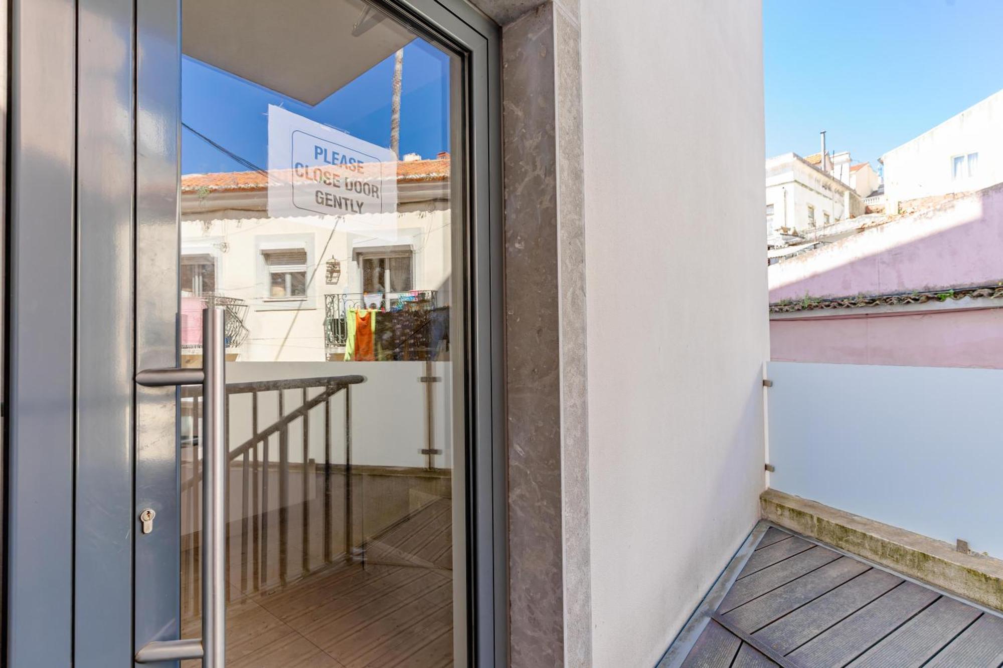 Nova Graca 2 Lisbon