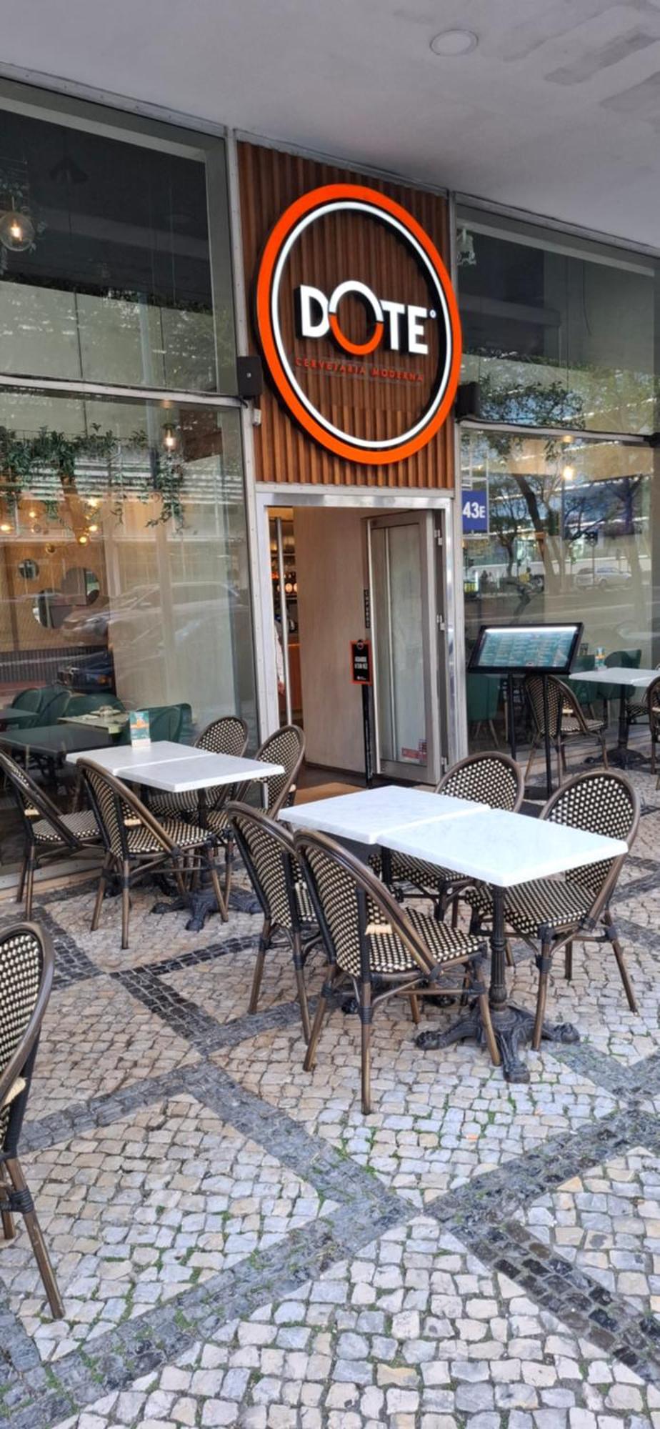 Haven In - Exquisite Floor With 7 Meters Balcony To The Largest Riverfront In * Lisbon