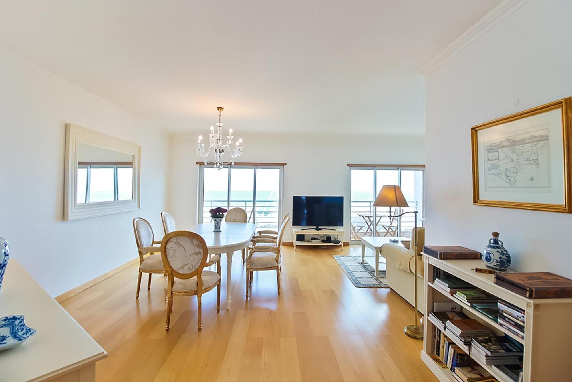 Haven In - Exquisite Floor With 7 Meters Balcony To The Largest Riverfront In Apartment Lisbon