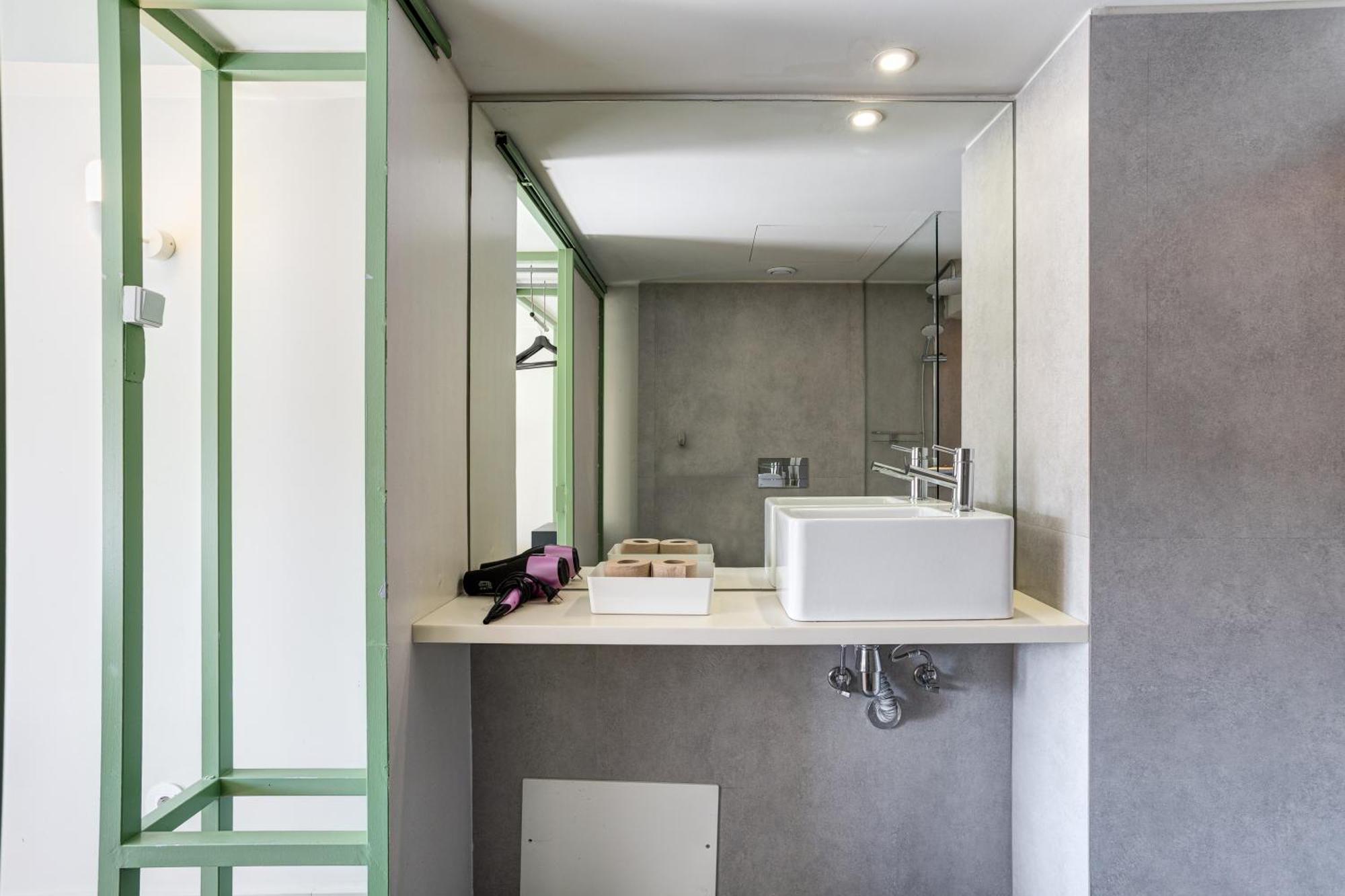 Guest house Out Marques Lisbon