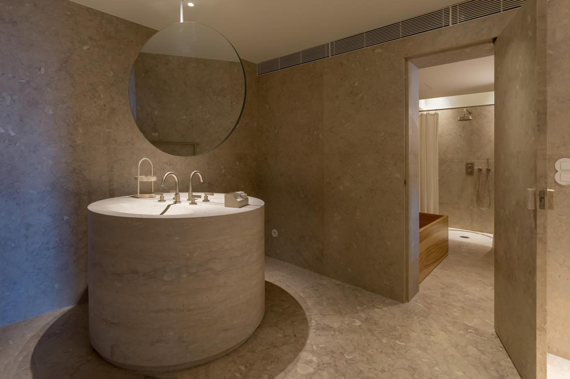 Lioz Apart-hotel 4*