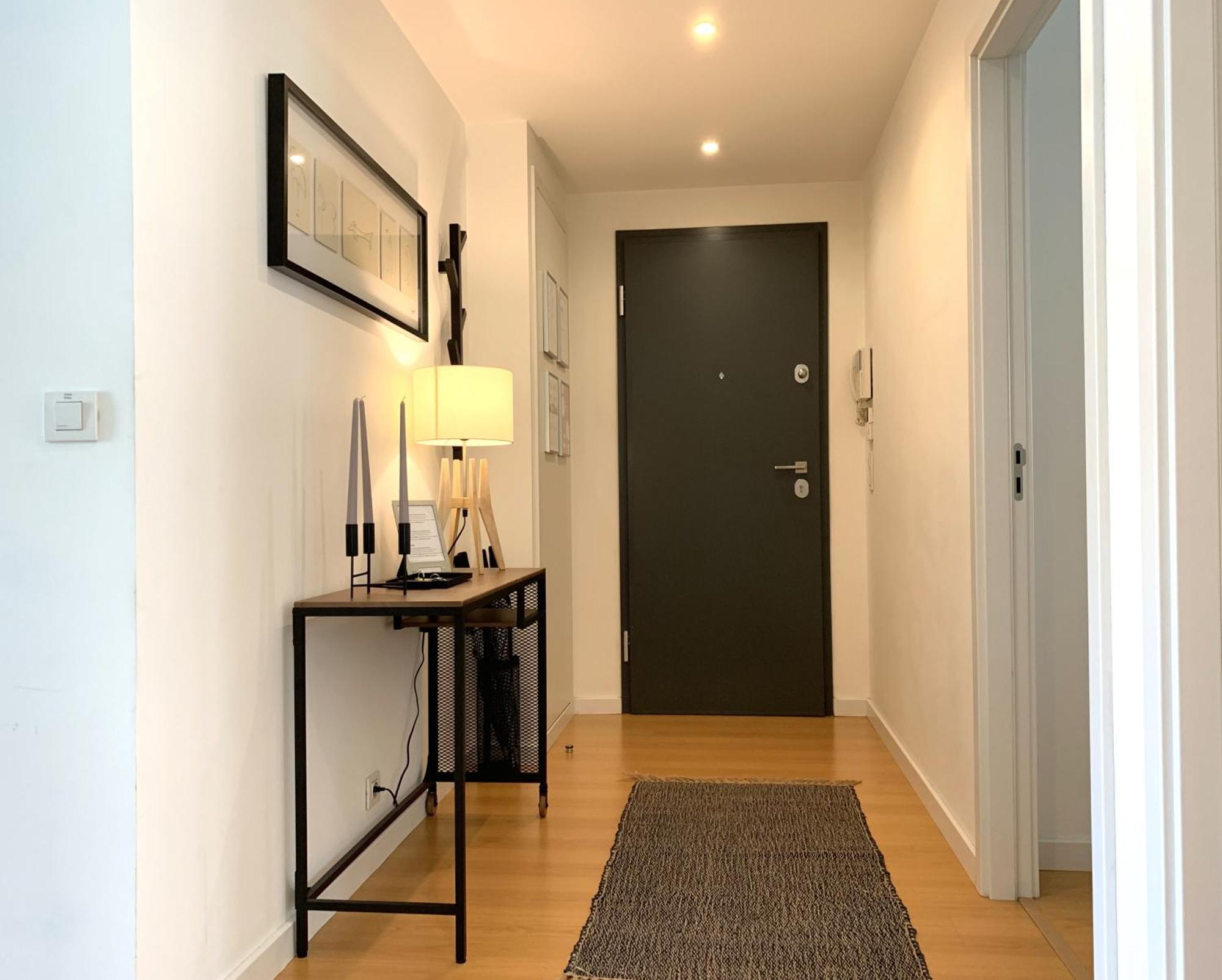 Mm1 With Castle View And Free Parking! Apartment *