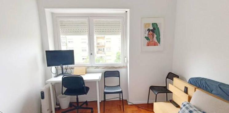 Private Rooms In Shared Apartment - Shared Bathroom And Dog Friendly Lisbon