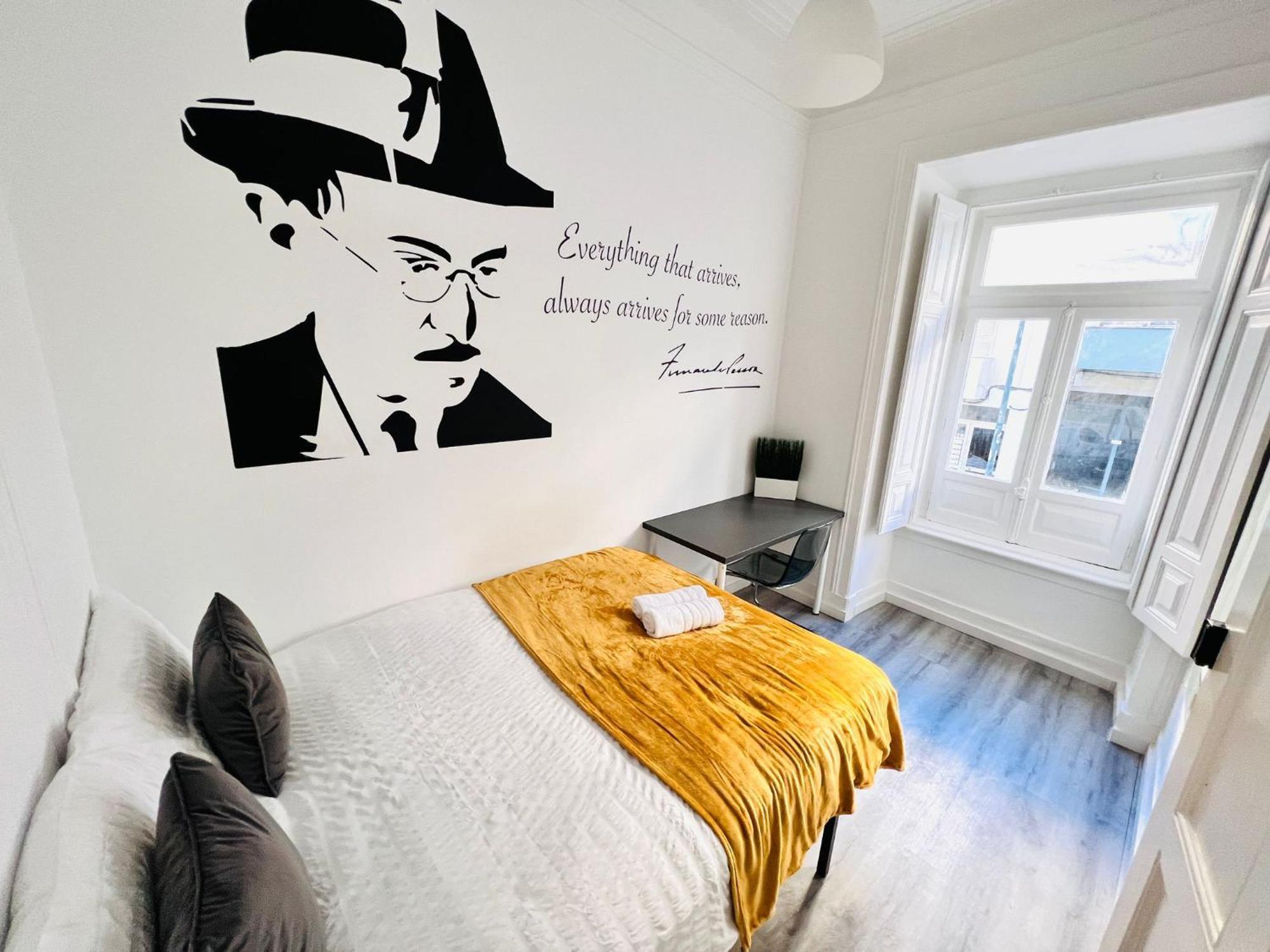Hostel Rooms, Location For Tourists Lisbon