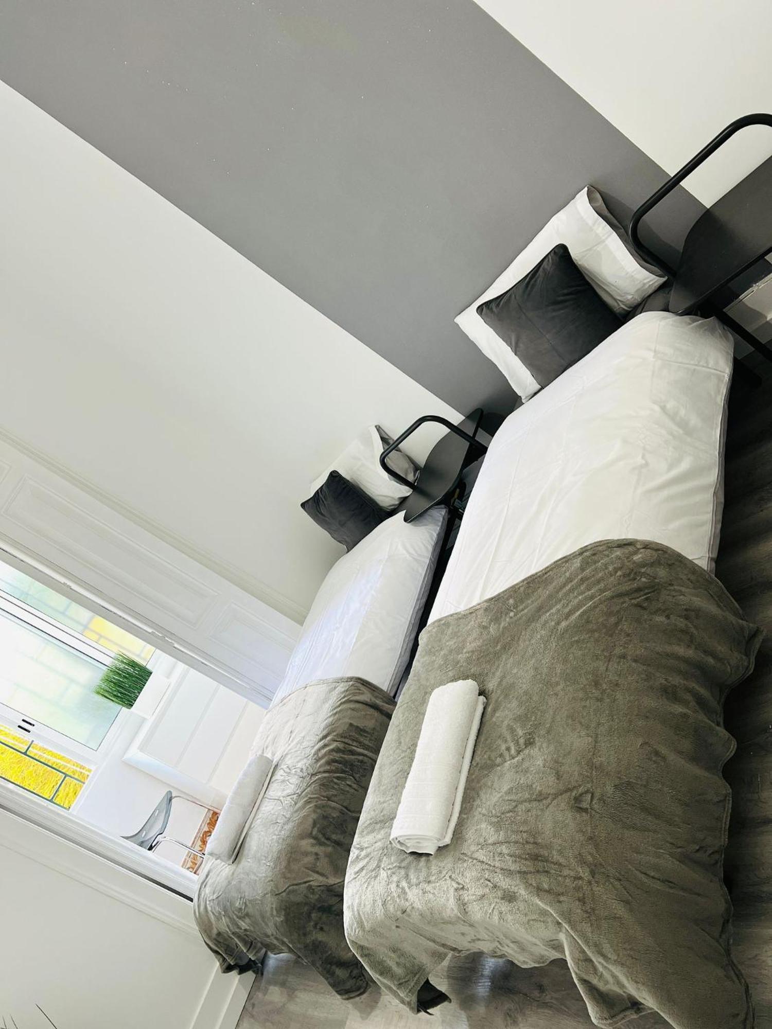 Rooms, Location For Tourists Lisbon