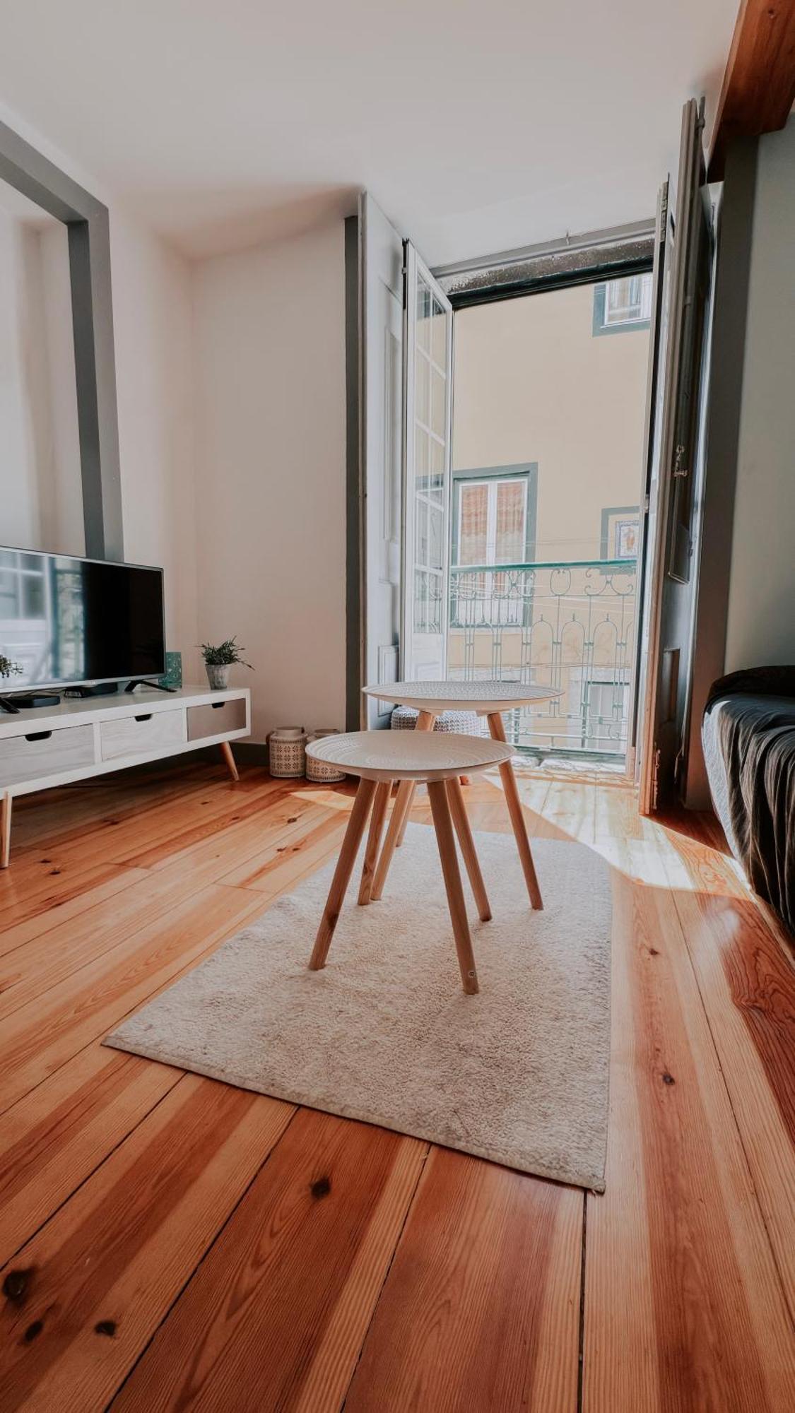 Apartment Elevador Da Bica By Spoton *