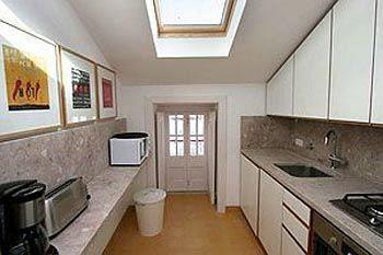 Apartment Freedom Serviced - Cais Do Sodre Lisbon
