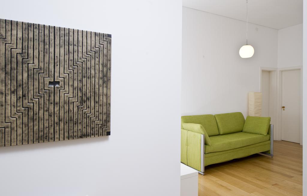 Apartment Designchiadoflats Lisbon