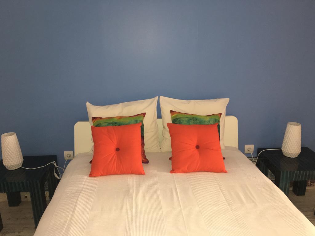 B.mar & Suites