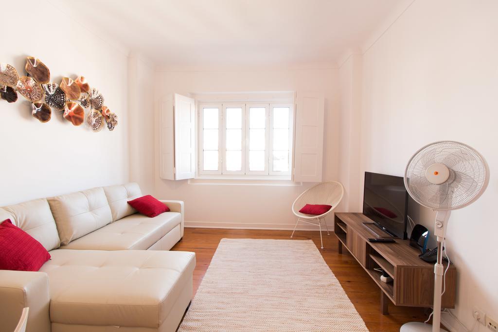 Avenida Charm