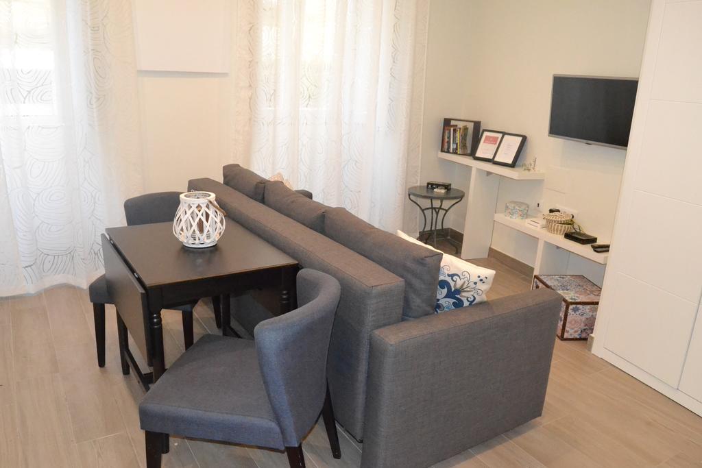 Apartment New Charming Flat In The Heart Of *