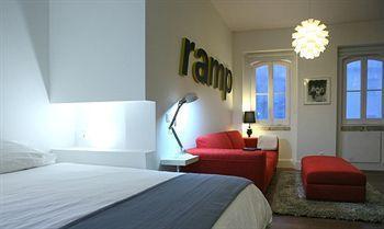 4 Places - Apartment *