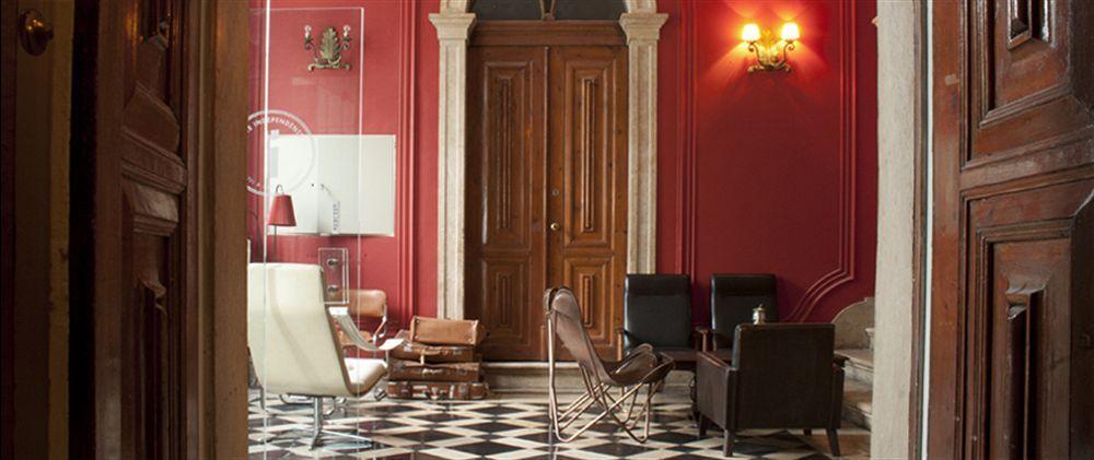 The Independente & Terrace Bed & Breakfast