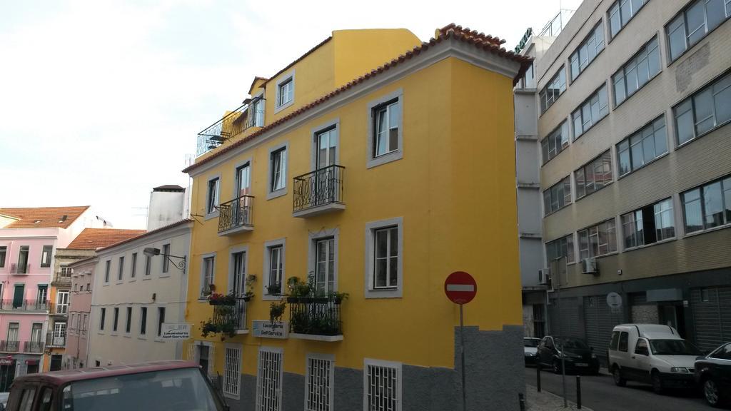 Sloped Ceiling Apartment Lisbon