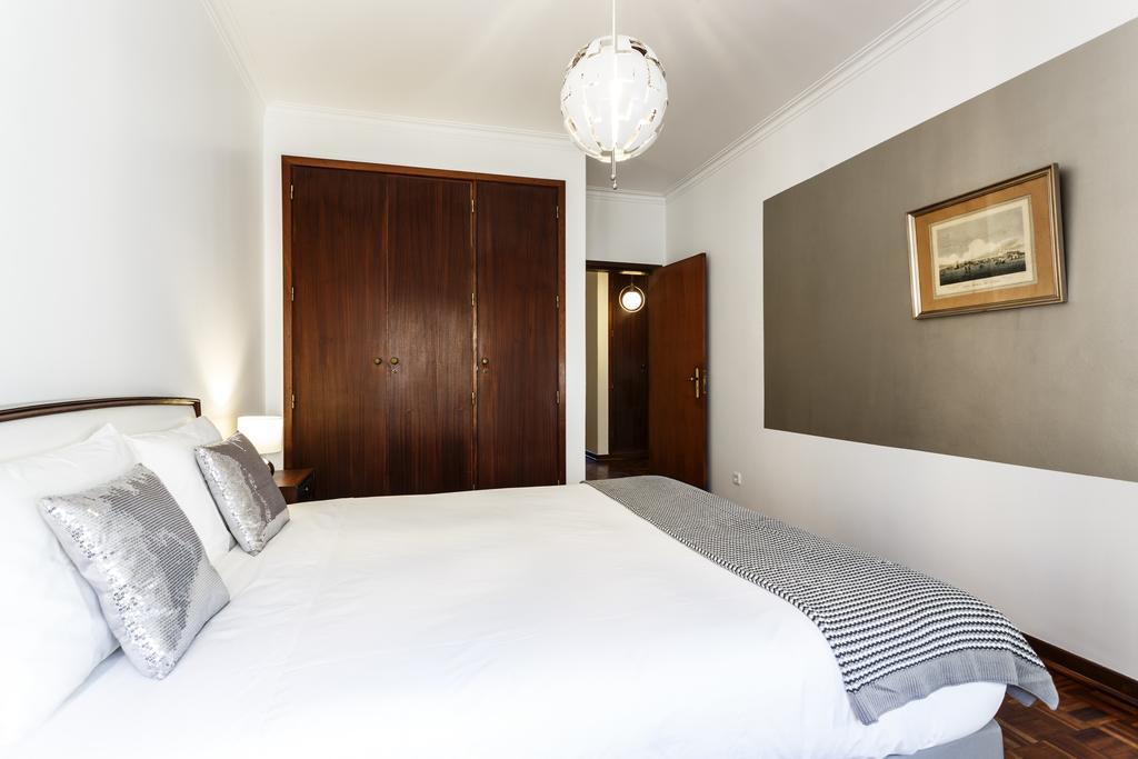 Whome | Damasceno Large #39 Apartment *