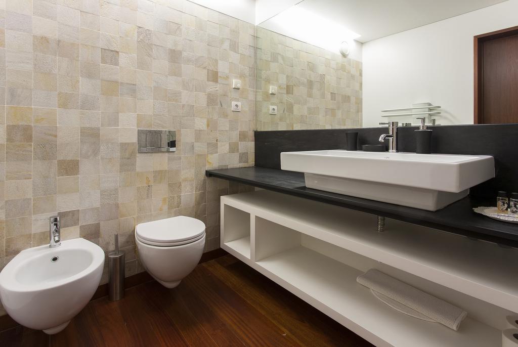 Apartment Charming 2-bedroom In The City Centre *