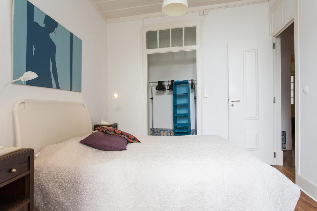 Joivy Classic 3Br Home With Workspace In Chiado, 2Mins From Baixa-Chiado Subway Apartment *