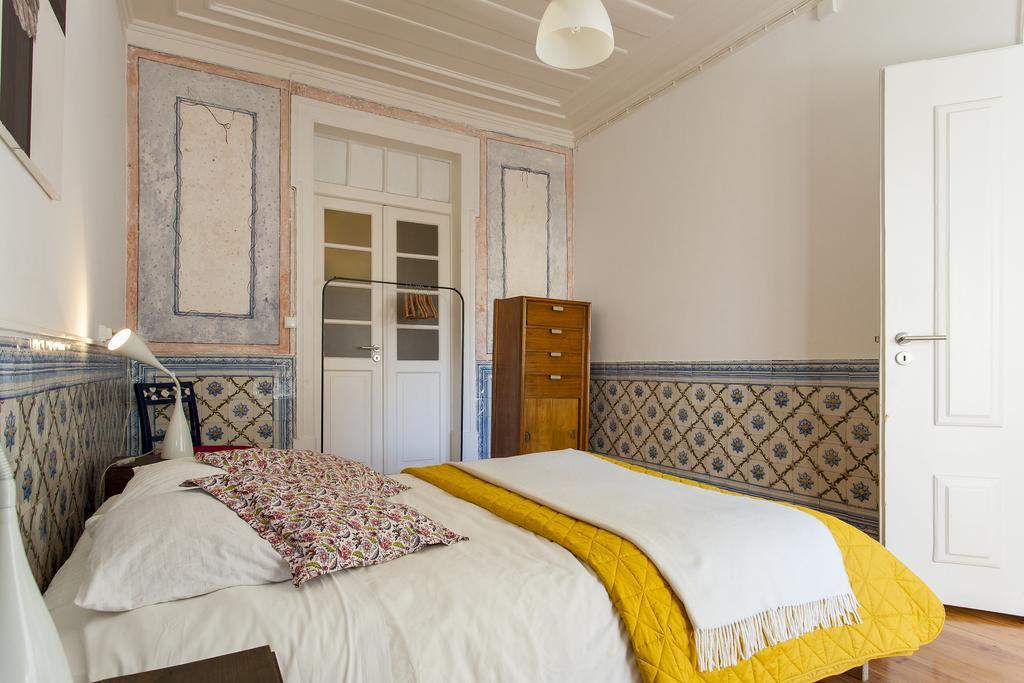 Joivy Classic 3Br Home With Workspace In Chiado, 2Mins From Baixa-Chiado Subway *